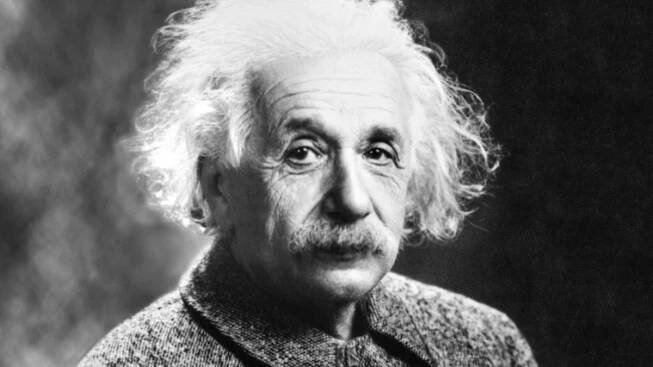Albert Einstein byl geniální vědec, mizerný manžel a po smrti mu ukradli mozek