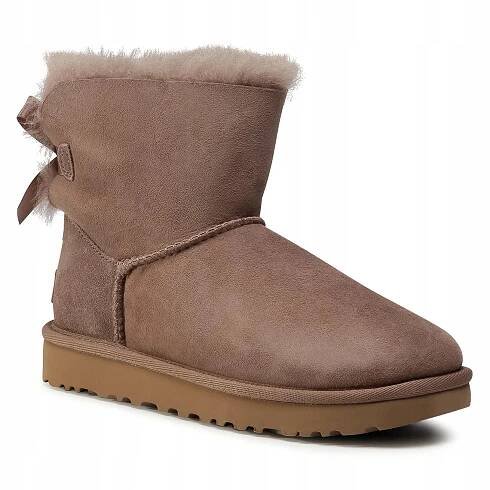 UGG MINI BAILEY BOW II KOZAČKY SNĚHULE KŮŽE 41 24H