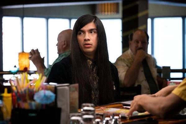 Eduardo Franco in The Binge (2020)