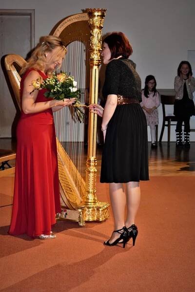 Božská harfa Jany Bouškové - Oficiální stránky města Rájec-Jestřebí