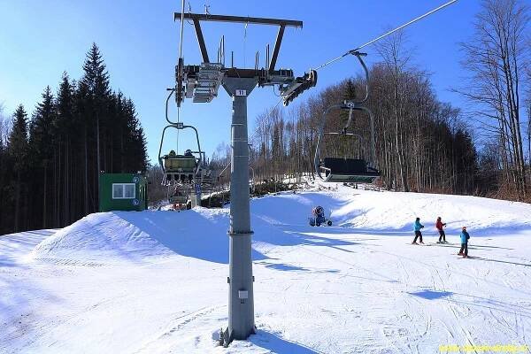 Sedačková lanovka Dolní Lomná - Armáda