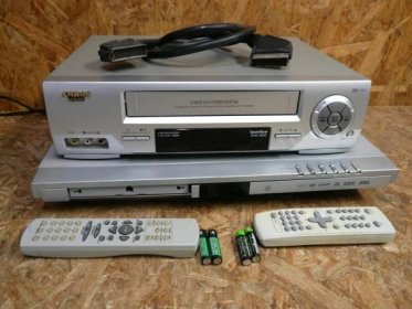 DVD HYUNDAI DV-X-901 + VHS AMBOS VCR688 - TV, audio, video