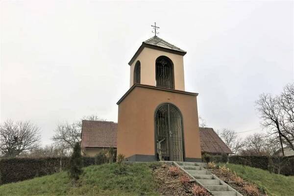 Kaple v Ujkovicích | Drobné památky 