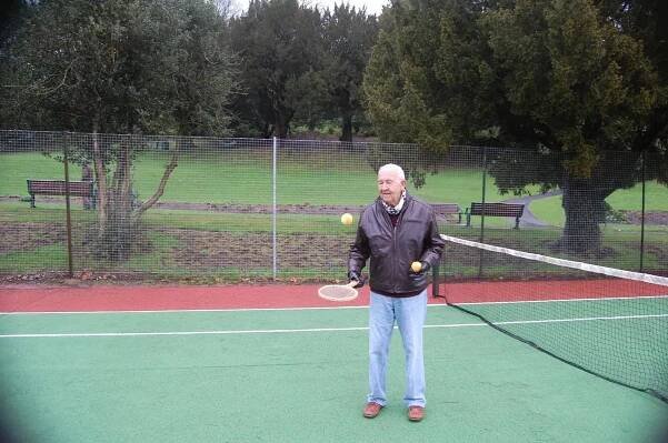 Mike Davies on a visit to Cwmdonkin Park in 2014
