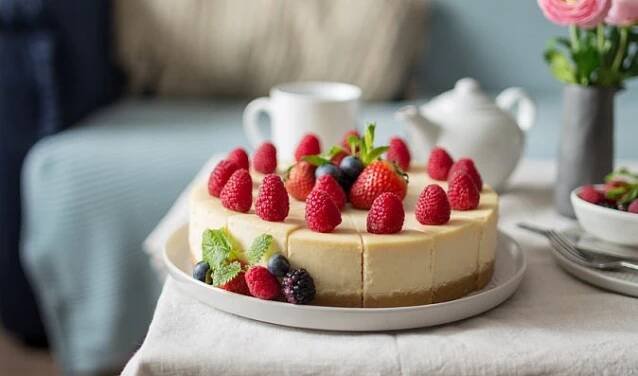 Jahodovomalinový cheesecake