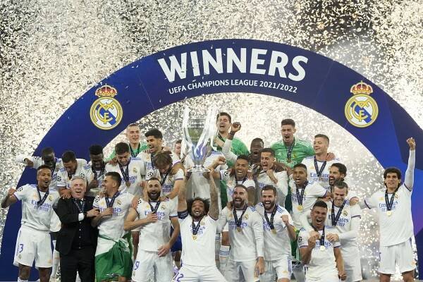 Fotbalisté Realu Madrid počtrnácté vyhráli Ligu mistrů.