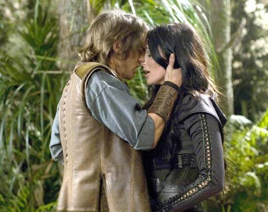 Tajemství Pravdy - Torn - Z filmu - Craig Horner, Bridget Regan