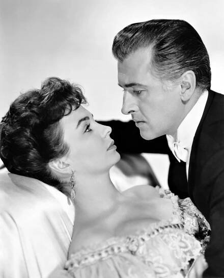 Footsteps in the Fog - Promo - Jean Simmons, Stewart Granger