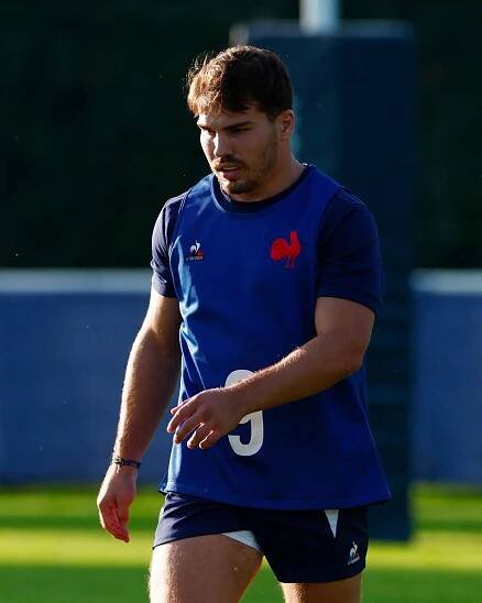 France captain Dupont to start against South Africa