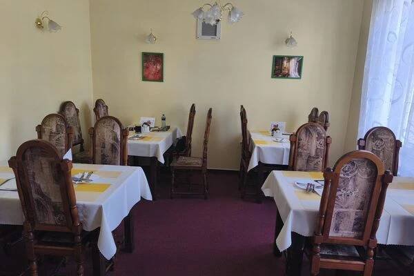 Restaurace Pomněnka foto 1