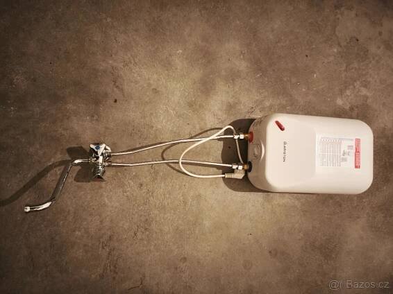 Ariston ohřívač vody 5l - Uherské Hradiště