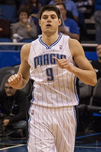 Soubor:Nikola Vucevic Washington at Orlando 2012.jpg – Wikipedie