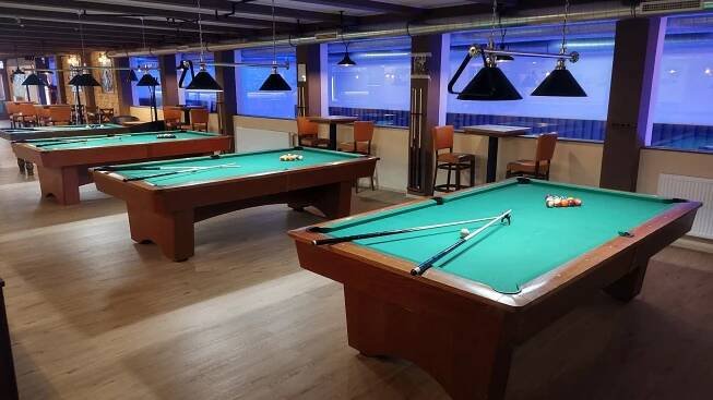 Garage Smíchov - Garage Billiard & Bowling Smíchov