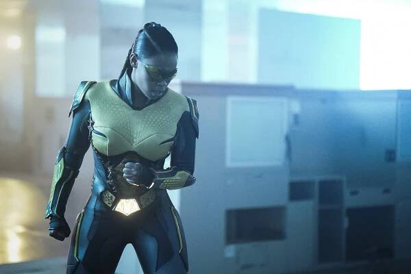 Black Lightning - Kniha krve: 3. kapitola: Sangové - Z filmu - Nafessa Williams