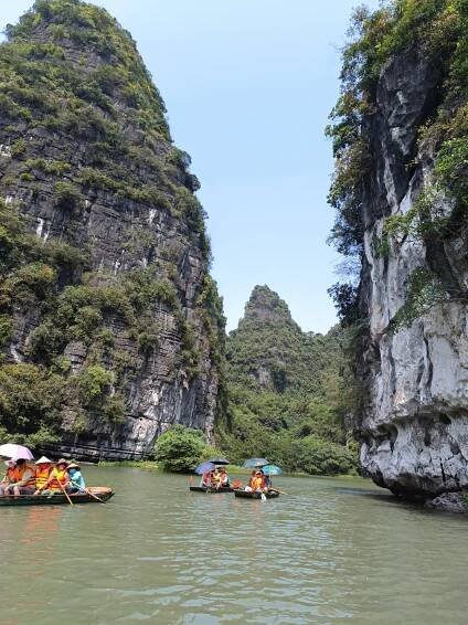 Vientam - HCMC - PhuQuck - Hanoi - Ninh Binh - Trang An