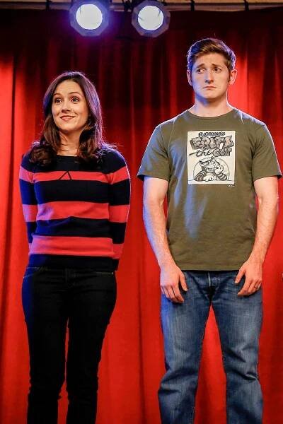Vychovávat Hope - Zbrusu nový a lepší Howdy - Z filmu - Shannon Woodward, Lucas Neff