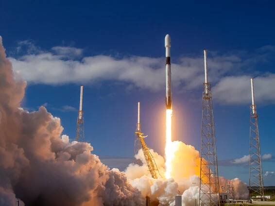 Čína má plán, jak likvidovat satelity Elona Muska, Starlink, společnosti SpaceX. Proč to chce udělat? - Techsvět