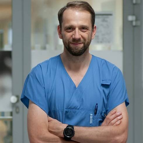 Zástupce Lékařské fakulty zařadil časopis Forbes do prestižních žebříčků - OU@live