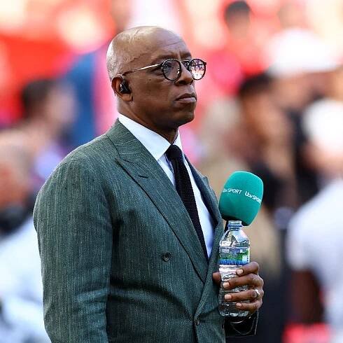 Ian Wright and Wayne Rooney lead fury at VAR controversy in FA Cup final: ‘Absolutely pathetic’
