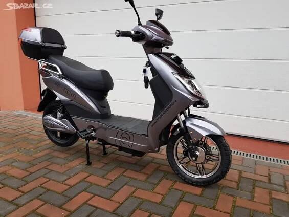 Racceway E-FICHTL 12Ah, moped bez SPZ, nový