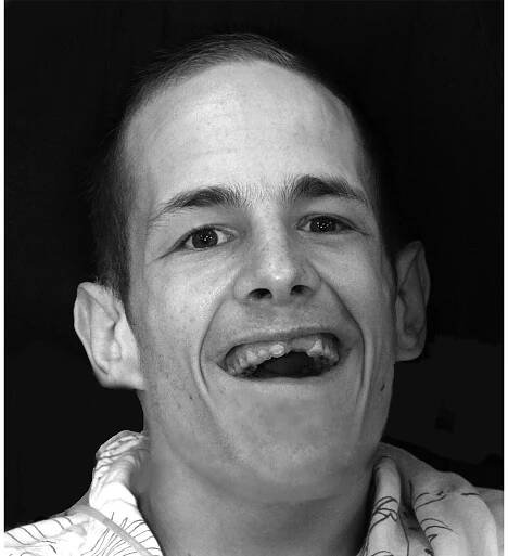 Head shot of artist Christopher Ryan.