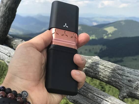 What is a dry herb vaporizer?