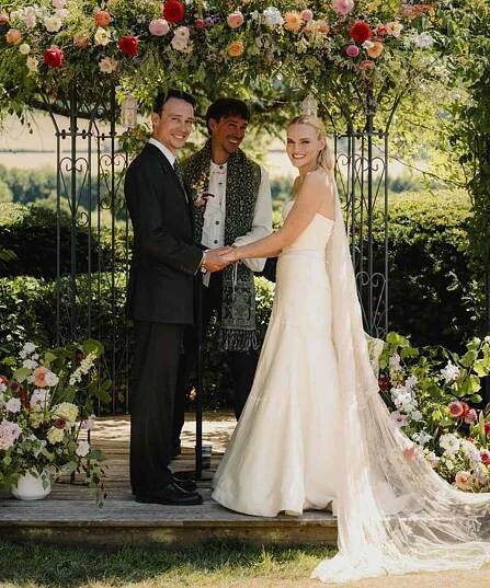 The Handmaid's Tale Star Madeline Brewer Marries Jack Thompson-Roylance in Country Estate Wedding in England
