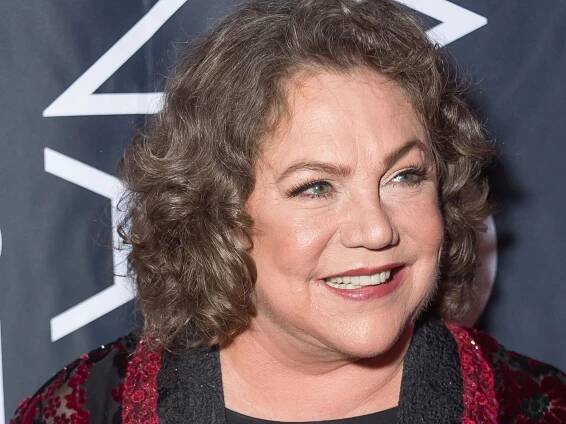 Kathleen Turner Wiki, Bio, Age, Net Worth, and Other Facts - Facts Five