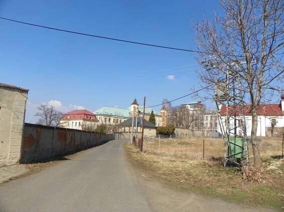 Kostomlaty pod Milešovkou..., Tipy na výlet