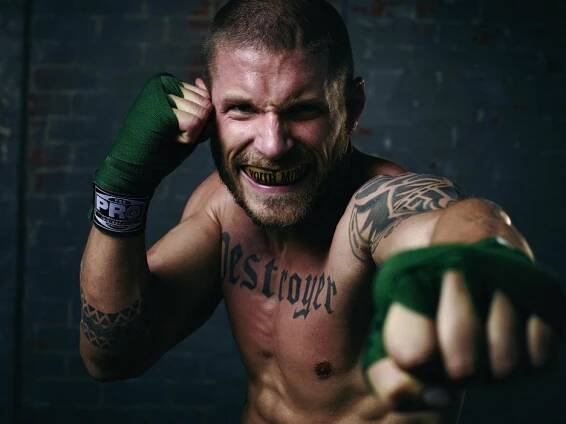 Matt Lauria - Kingdom - Season 1 - Promo