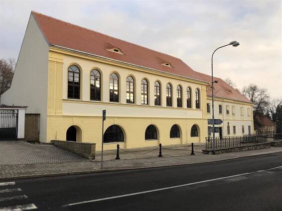 Stavební úpravy kulturního domu Stropník
