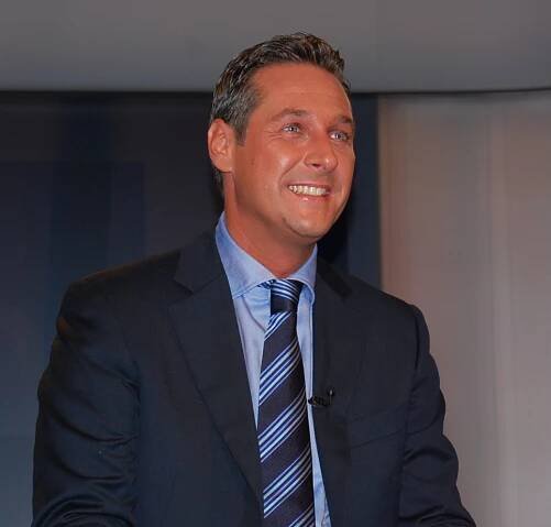 Soubor:Heinz-Christian Strache 02092008.jpg – Wikipedie
