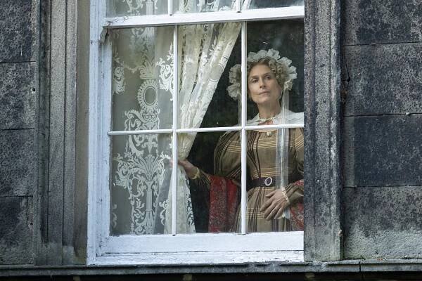 Gentleman Jack - Let's Have Another Look at Your Past Perfect - Z filmu - Amelia Bullmore
