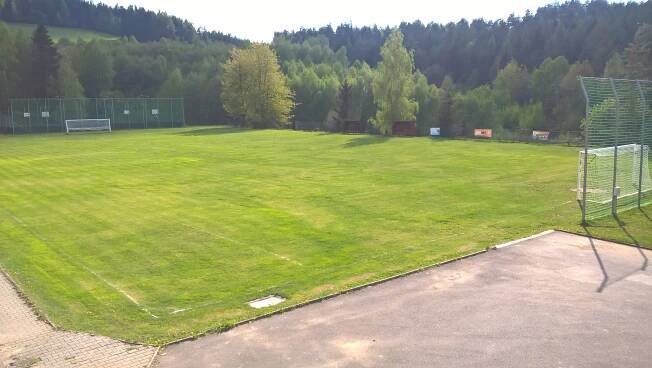 Tělovýchovná jednota Sokol Študlov (Fotbalové hřiště, stadion) • Mapy.com