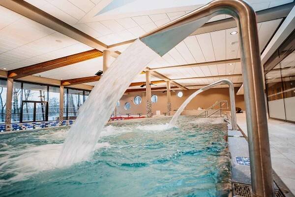 VIDEO: O nové Aquacentrum ve Vrchlabí je velký zájem už před otevřením