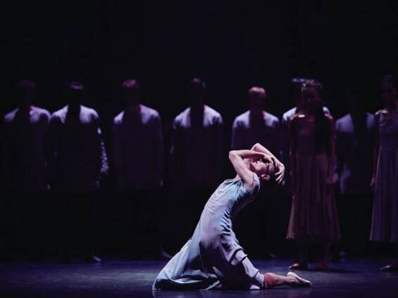 Giselle Akrama Khana – syrovější než obvykle
