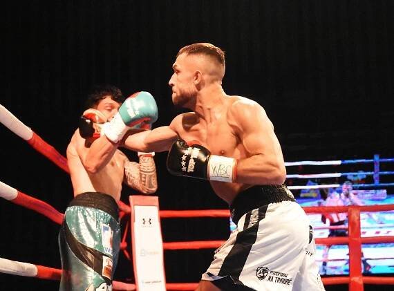 VIDEO: Olomouc zažila špičkový box. Polakovič na The Ring získal titul