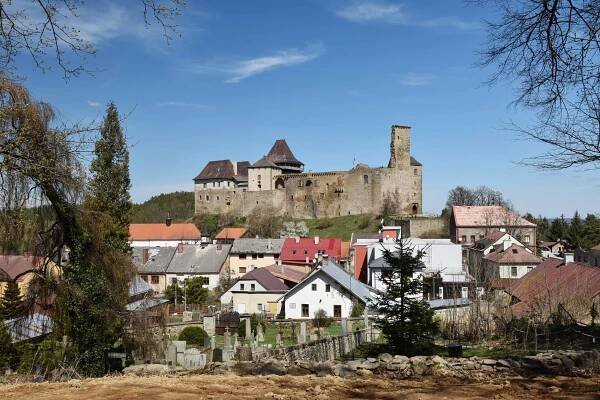 Hrad Lipnice nad Sázavou | TuristickaMapa.cz