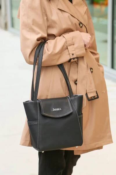 Janell | Have a Look at Our Shoulder Bags
