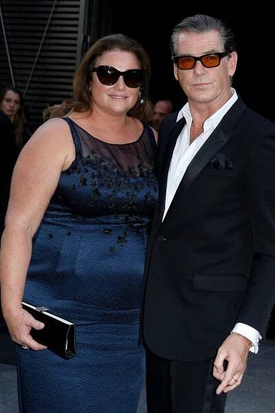 Pierce Brosnan je poklad! Svou ženu zbožňuje, i když po dvaceti letech dosáhla dvojnásobných rozměrů