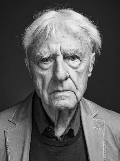 Der Kabarettist Emil Steinberger im Interview ohne Worte - SZ Magazin