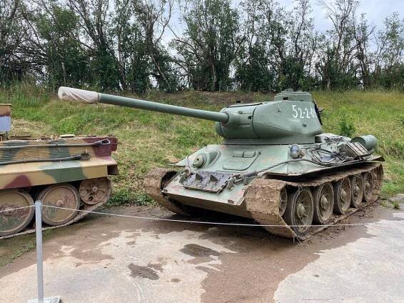 Sovětský tank T-34/85