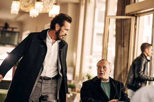Marco Giallini, Bebo Storti - Villetta con ospiti - Z filmu