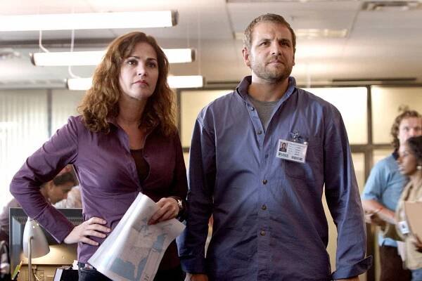 Deset a půl stupně: Apokalypsa - Z filmu - Kim Delaney, David Cubitt