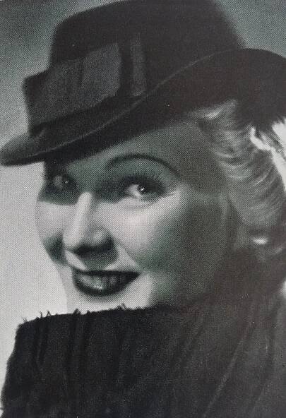 Jiřina Štěpničková — Wikipédia