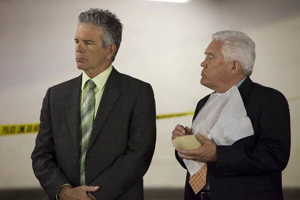 Closer - Dick Tracy v akci - Z filmu - Tony Denison, G. W. Bailey