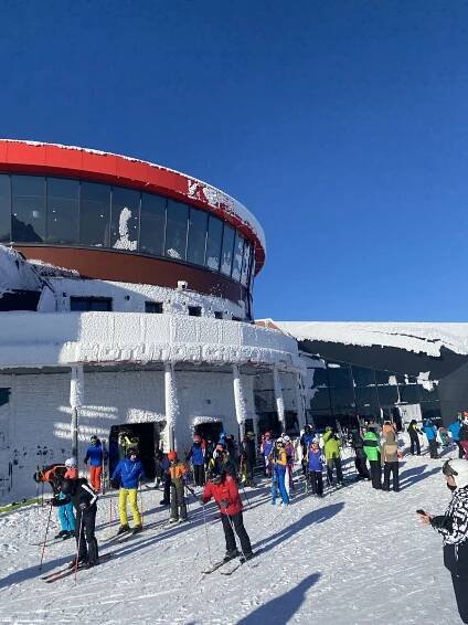Lyžařský výcvik ski areál Jasná 2025 - Gymnázium Frýdlant nad Ostravicí