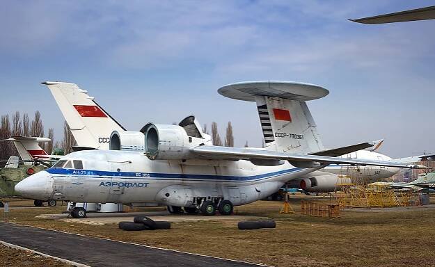 An-71 - Sovětský mini AWACS