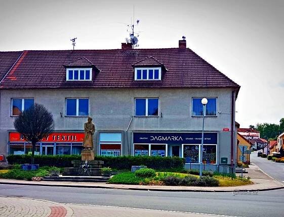 Bojkovice - socha Svobody - Socha