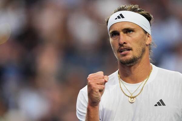 TORONTO, CANADA - AUGUST 4 : Alexander Zverev of Germany celebrates a point against Alexei Popyrin of Australia during the men's singles quarterfinals on day ten of the 2025 National Bank Open at Sobeys Stadium in Toronto, Ontario, Canada on August 4, 2025. (Photo by Mert Alper Dervis/Anadolu via Getty Images)